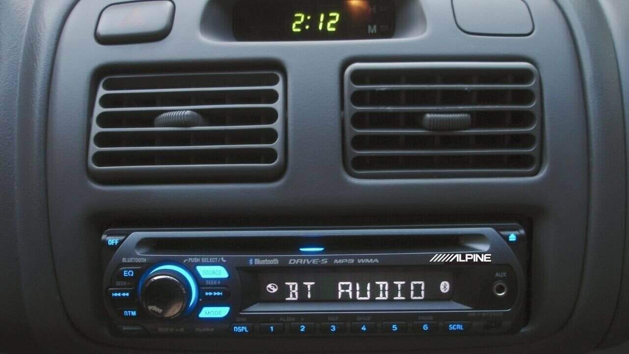 clock mode on alpine car stereo