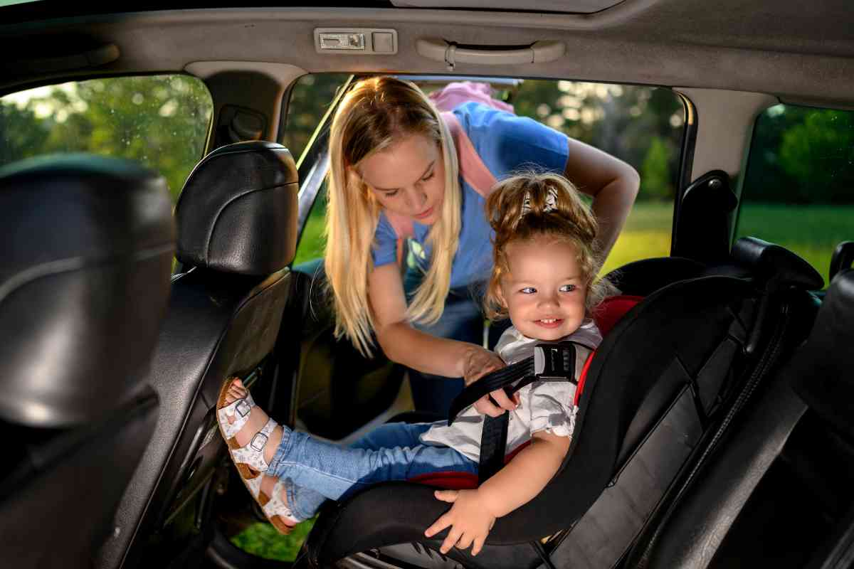 How To Keep Baby's Head From Falling Forward In Car Seat
