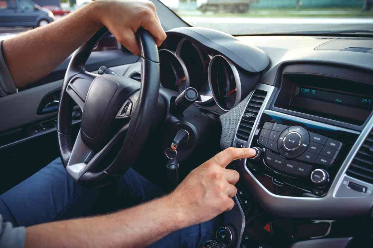 Why Car Radio Won't Turn Off